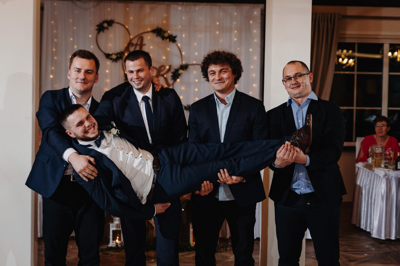 Oferta fotografii ślubnej - Fotograf Gdańsk, Gdynia, Sopot 17 Zdjęcia grupowe na weselu. fotograf Szpakowicz Aleksander Gdańsk, Trójmiasto - szpakowicz-studio.pl 19