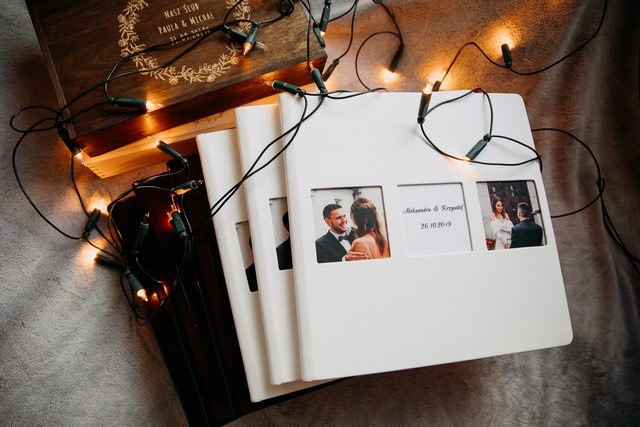 Oferta fotografii ślubnej - Fotograf Gdańsk, Gdynia, Sopot 36 opakowania produktów - fotografia ślubna Gdańsk, fotografia ślubna Gdynia, fotografia ślubna Brusy, fotografia ślubna Tczew, fotografia ślubna Sopot -szpakowicz-studio.pl 6 (Copy)